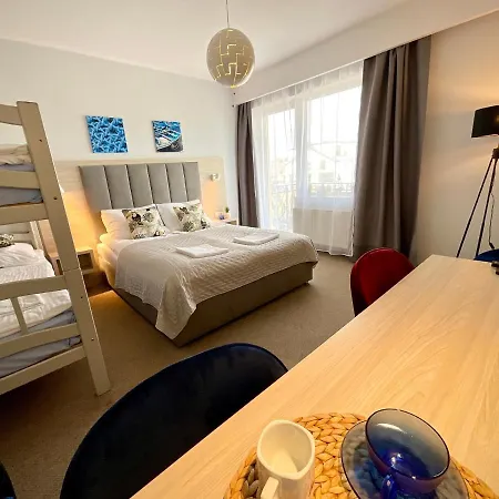Hotel apartamentowy Dom Wczasowy Nadmorski 4*