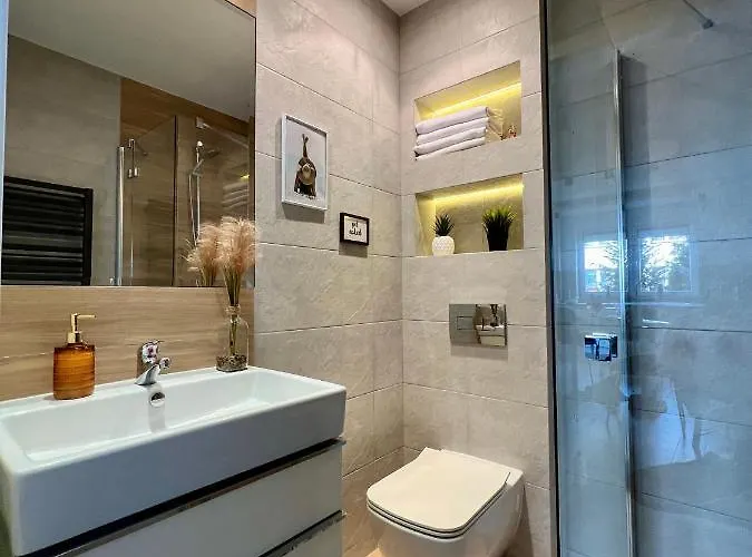 Willa Apart شقة فندقية 4*